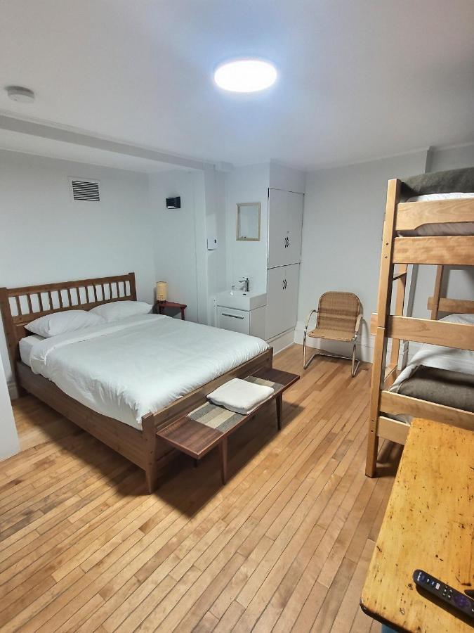 Auberge De La Paix 퀘벡 외부 사진